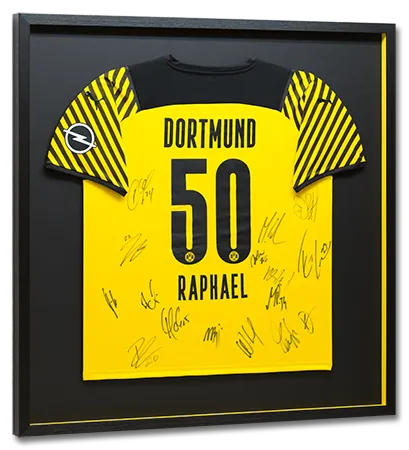 Gerahmtes BVB Dortmund Trikot mit gelber Umrandung im Trikotrahmen.